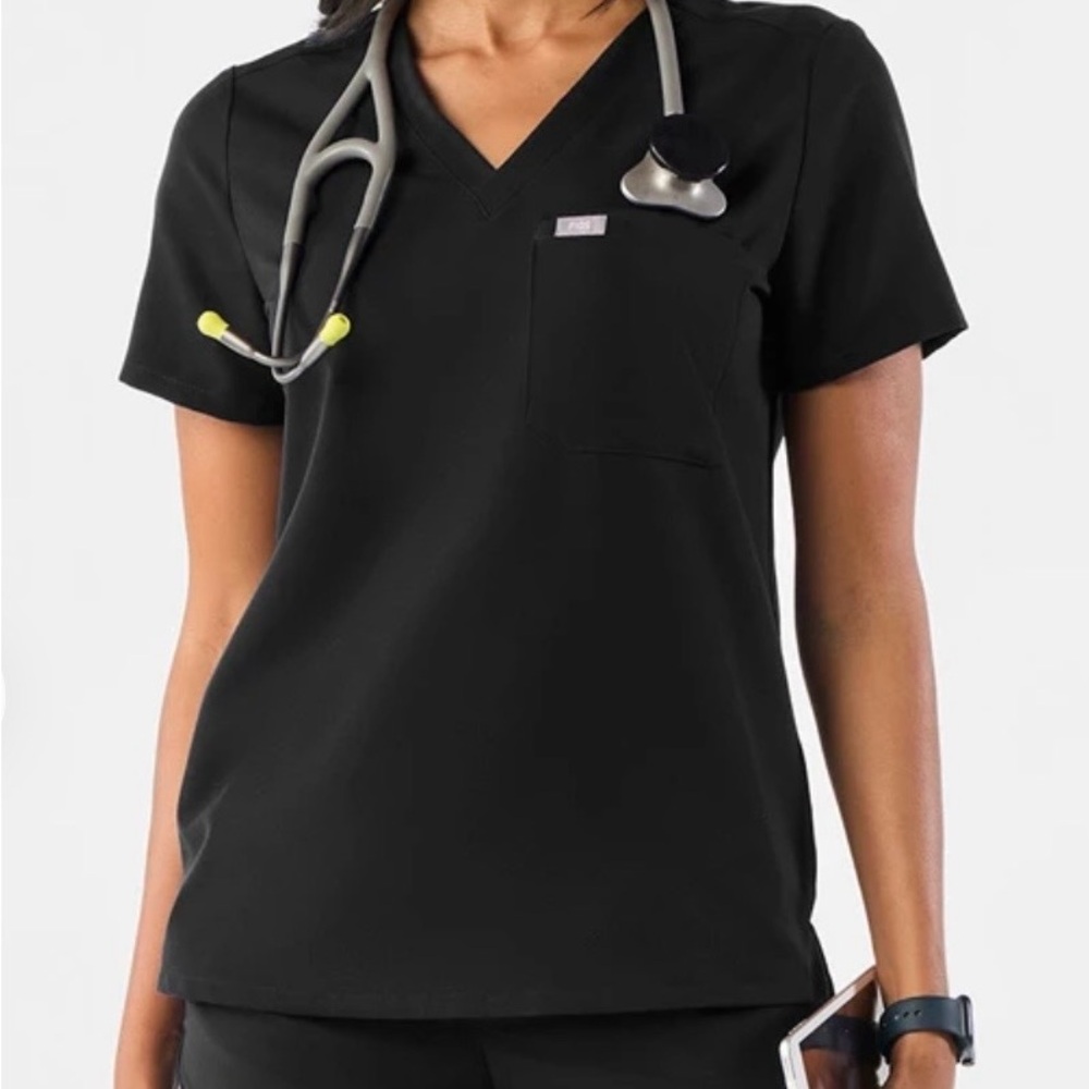 Figs Women's Black V-Neck Scrub Top